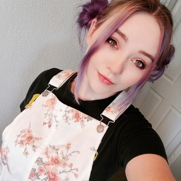 Meet your Posher, Rachael - Picture 1 of 1